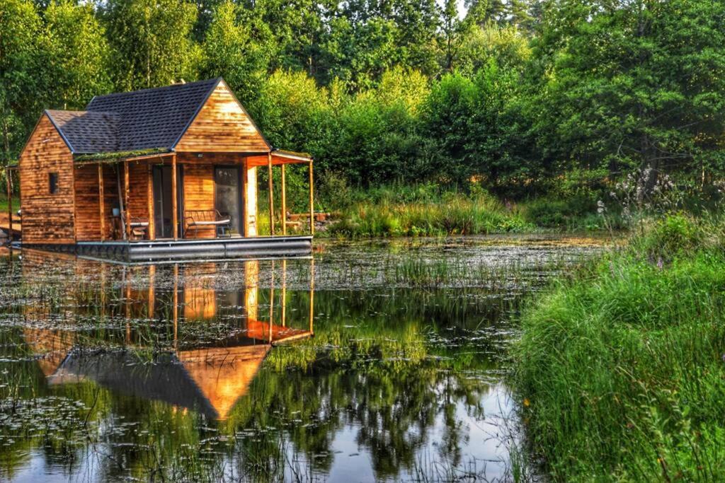 Heather Hut, Off-Grid Cottage On A Pond+2 Ha Darzkowo Exterior foto